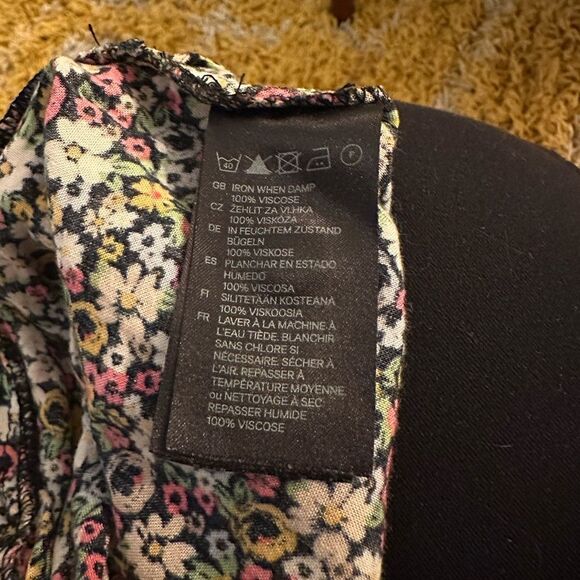 H&M Floral Ditsy Mini Dress XS colorblock colorful romantic boho chic feminine - Picture 3 of 3
